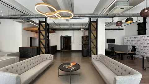 speakers CNR, 31 parliament st (6).